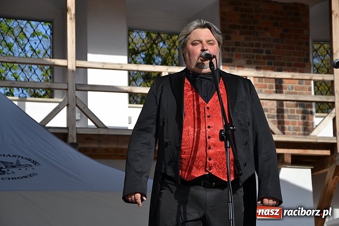 Zdjęcie w galerii na portalu naszraciborz.pl: III Zamkowy Jarmark kwiatów, żywności ekologicznej i rękodzieła już za nami wiadomości z regionu