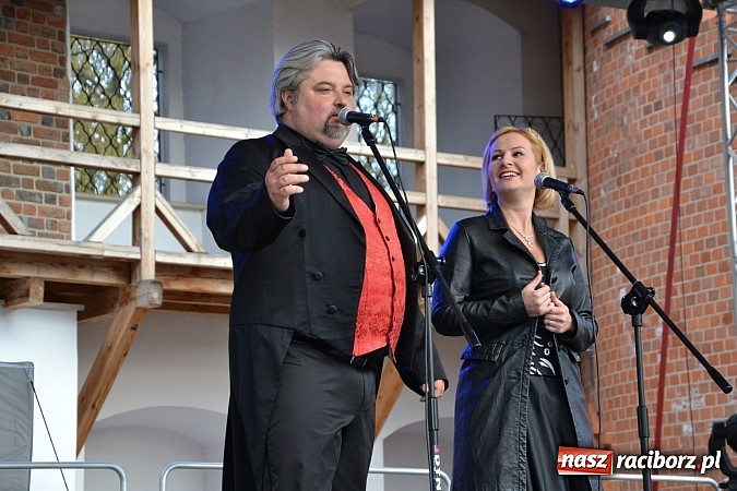 Zdjęcie w galerii na portalu naszraciborz.pl: III Zamkowy Jarmark kwiatów, żywności ekologicznej i rękodzieła już za nami wiadomości z regionu