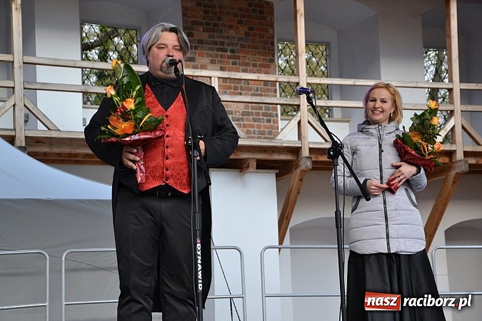 Zdjęcie w galerii na portalu naszraciborz.pl: III Zamkowy Jarmark kwiatów, żywności ekologicznej i rękodzieła już za nami wiadomości z regionu