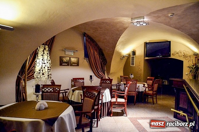 Zdjęcie w galerii na portalu naszraciborz.pl: Restauracja Zamkowa w nowej odsłonie. Zobacz jak teraz wyglądają jej wnętrza wiadomości z regionu
