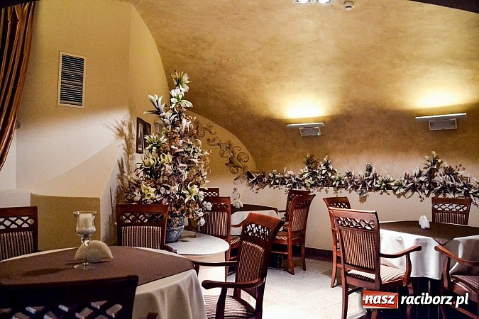 Zdjęcie w galerii na portalu naszraciborz.pl: Restauracja Zamkowa w nowej odsłonie. Zobacz jak teraz wyglądają jej wnętrza wiadomości z regionu