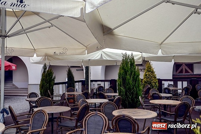 Zdjęcie w galerii na portalu naszraciborz.pl: Restauracja Zamkowa w nowej odsłonie. Zobacz jak teraz wyglądają jej wnętrza wiadomości z regionu