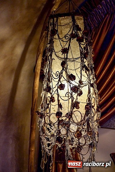 Zdjęcie w galerii na portalu naszraciborz.pl: Restauracja Zamkowa w nowej odsłonie. Zobacz jak teraz wyglądają jej wnętrza wiadomości z regionu