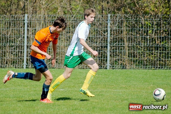 Zdjęcie w galerii na portalu naszraciborz.pl: Juniorskie derby Raciborza dla Ocic wiadomości z regionu