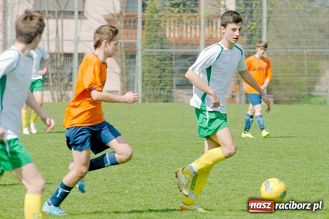Zdjęcie w galerii na portalu naszraciborz.pl: Juniorskie derby Raciborza dla Ocic wiadomości z regionu