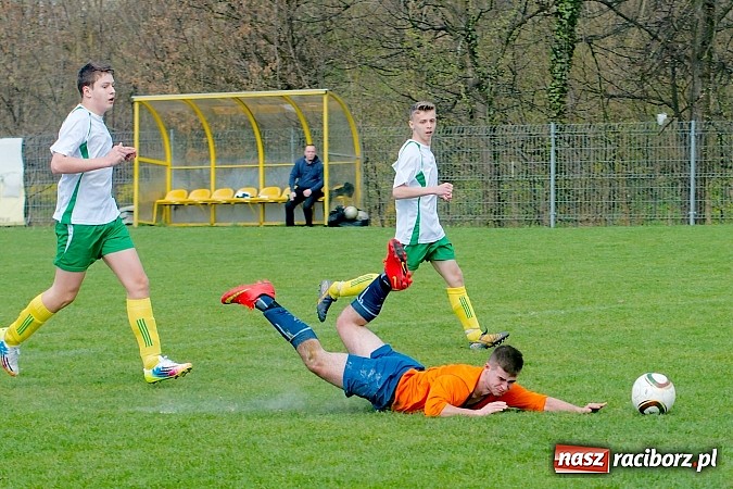 Zdjęcie w galerii na portalu naszraciborz.pl: Juniorskie derby Raciborza dla Ocic wiadomości z regionu