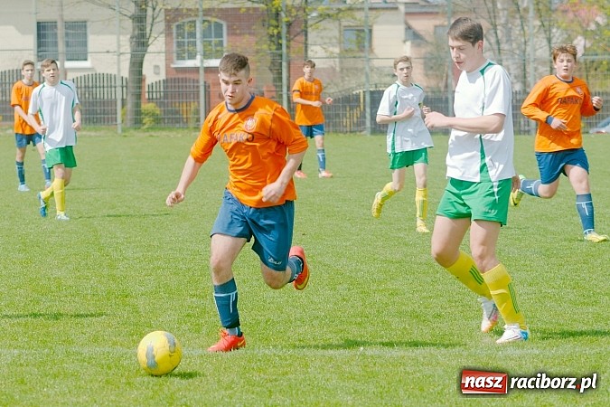 Zdjęcie w galerii na portalu naszraciborz.pl: Juniorskie derby Raciborza dla Ocic wiadomości z regionu
