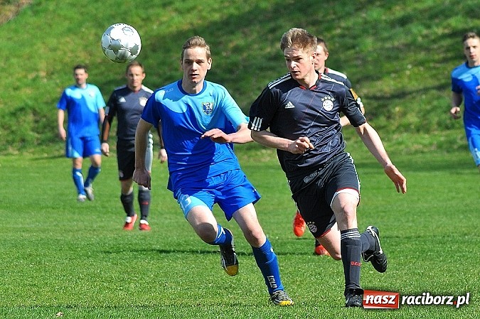 Zdjęcie w galerii na portalu naszraciborz.pl: W Gamowie bez niespodzianki. Raszczyce z kompletem punktów wiadomości z regionu