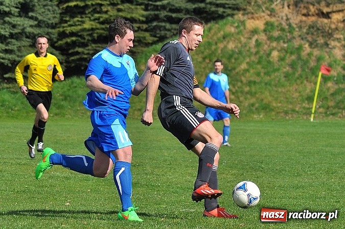 Zdjęcie w galerii na portalu naszraciborz.pl: W Gamowie bez niespodzianki. Raszczyce z kompletem punktów wiadomości z regionu