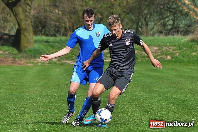 Zdjęcie w galerii na portalu naszraciborz.pl: W Gamowie bez niespodzianki. Raszczyce z kompletem punktów wiadomości z regionu