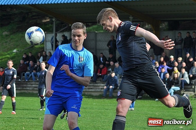 Zdjęcie w galerii na portalu naszraciborz.pl: W Gamowie bez niespodzianki. Raszczyce z kompletem punktów wiadomości z regionu