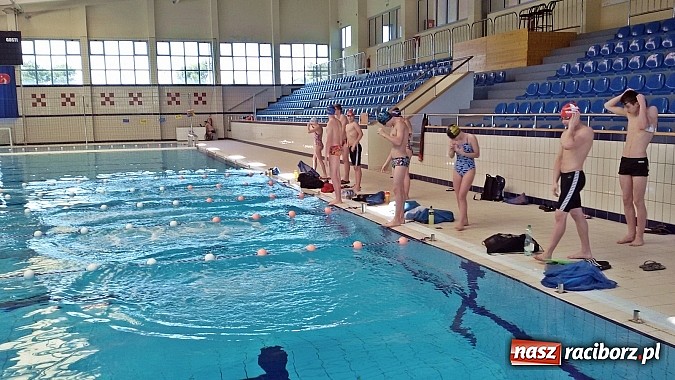 Zdjęcie w galerii na portalu naszraciborz.pl: Uczniowie SMS Racibórz na zgrupowaniu w Chorwacji wiadomości z regionu