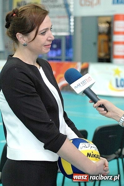 Zdjęcie w galerii na portalu naszraciborz.pl: Śląska kadra Mistrzem Polski w Piłce Siatkowej Strażaków! wiadomości z regionu