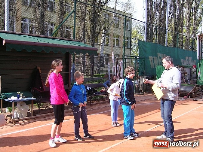 Zdjęcie w galerii na portalu naszraciborz.pl: Wiosenny turniej na kortach Rafako wiadomości z regionu