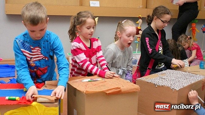 Zdjęcie w galerii na portalu naszraciborz.pl: Lasse i Maja, czyli detektywi w raciborskiej w bibliotece wiadomości z regionu