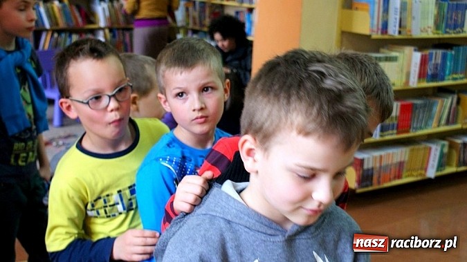 Zdjęcie w galerii na portalu naszraciborz.pl: Lasse i Maja, czyli detektywi w raciborskiej w bibliotece wiadomości z regionu