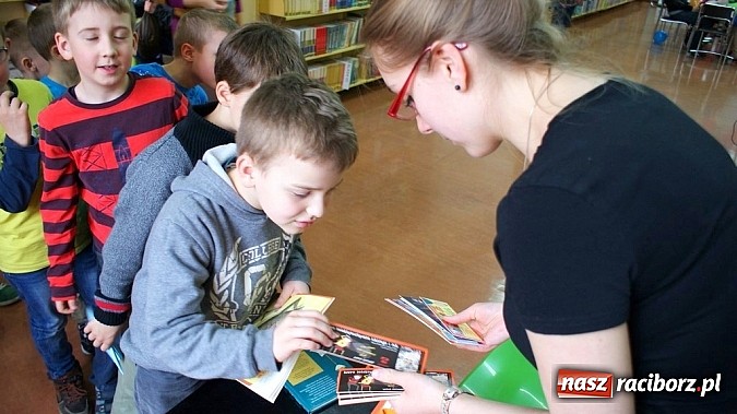 Zdjęcie w galerii na portalu naszraciborz.pl: Lasse i Maja, czyli detektywi w raciborskiej w bibliotece wiadomości z regionu