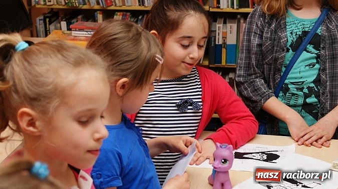 Zdjęcie w galerii na portalu naszraciborz.pl: Lasse i Maja, czyli detektywi w raciborskiej w bibliotece wiadomości z regionu