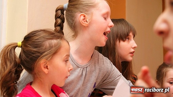 Zdjęcie w galerii na portalu naszraciborz.pl: Lasse i Maja, czyli detektywi w raciborskiej w bibliotece wiadomości z regionu