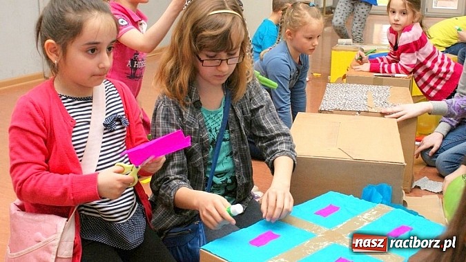 Zdjęcie w galerii na portalu naszraciborz.pl: Lasse i Maja, czyli detektywi w raciborskiej w bibliotece wiadomości z regionu
