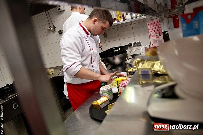 Zdjęcie w galerii na portalu naszraciborz.pl: Wiosna na talerzu w Hotelu Racibor wiadomości z regionu