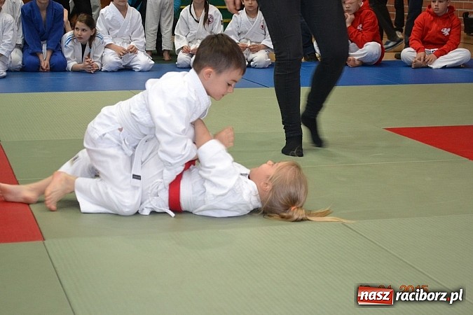 Zdjęcie w galerii na portalu naszraciborz.pl: Kolejne sukcesy najmłodszych Łamatorów wiadomości z regionu