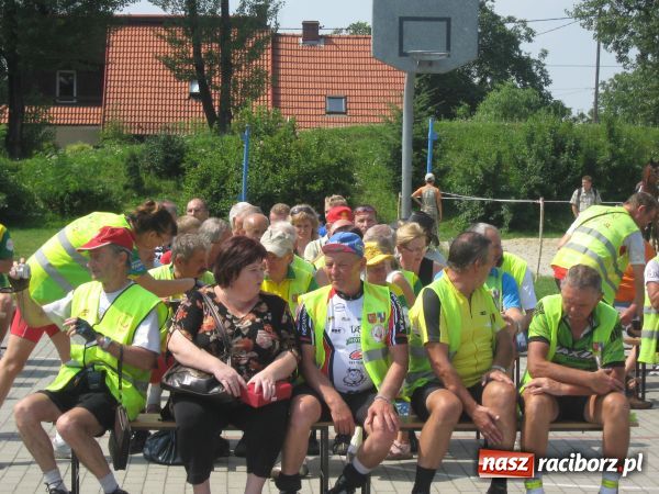 Zdjęcie w galerii na portalu naszraciborz.pl: Zwiedzili Polskę na rowerze wiadomości z regionu