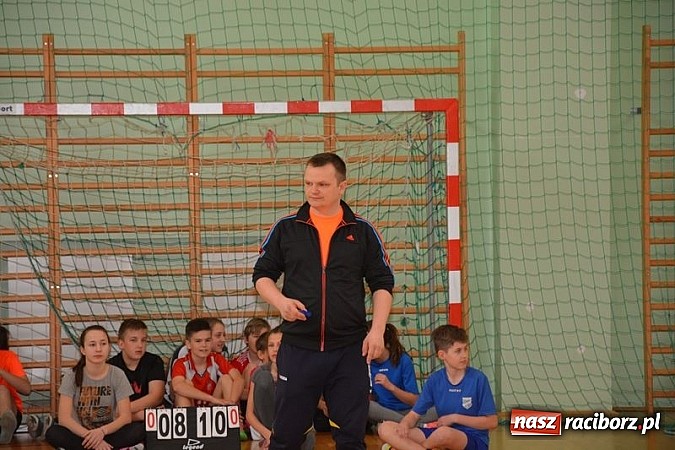 Zdjęcie w galerii na portalu naszraciborz.pl: Uczniowie podstawówek zagrali w dwa ognie wiadomości z regionu