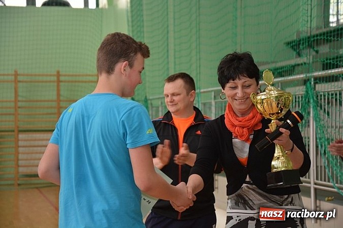 Zdjęcie w galerii na portalu naszraciborz.pl: Uczniowie podstawówek zagrali w dwa ognie wiadomości z regionu