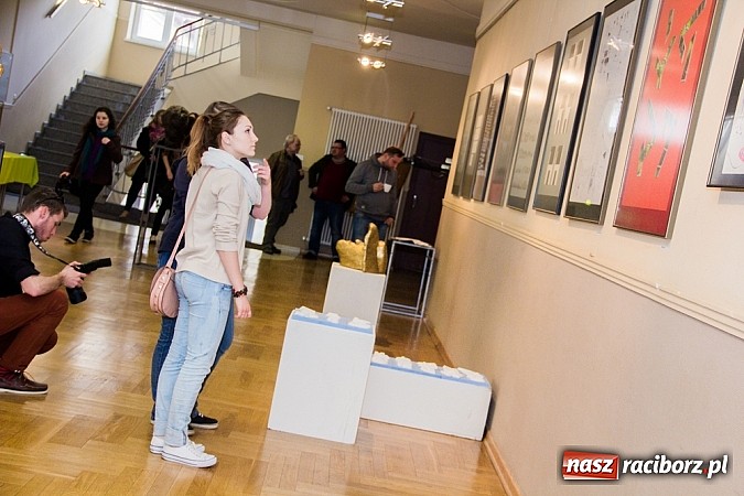 Zdjęcie w galerii na portalu naszraciborz.pl: Rzeźba i grafika projektowa w RCK wiadomości z regionu