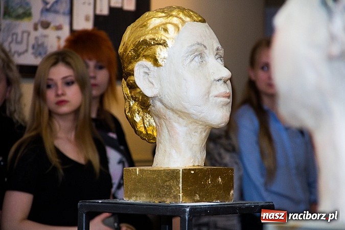 Zdjęcie w galerii na portalu naszraciborz.pl: Rzeźba i grafika projektowa w RCK wiadomości z regionu