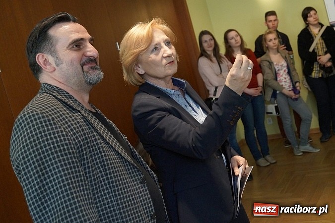 Zdjęcie w galerii na portalu naszraciborz.pl: Rzeźba i grafika projektowa w RCK wiadomości z regionu