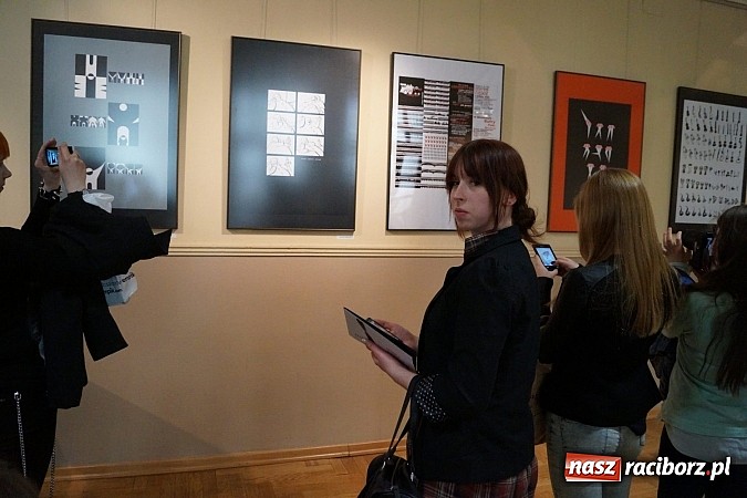 Zdjęcie w galerii na portalu naszraciborz.pl: Rzeźba i grafika projektowa w RCK wiadomości z regionu