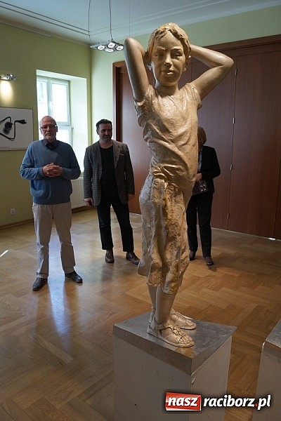 Zdjęcie w galerii na portalu naszraciborz.pl: Rzeźba i grafika projektowa w RCK wiadomości z regionu