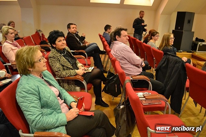 Zdjęcie w galerii na portalu naszraciborz.pl: Możliwości uzyskania dofinansowania z RPO WŚL na lata 2014-2020 – spotkanie informacyjne na zamku wiadomości z regionu