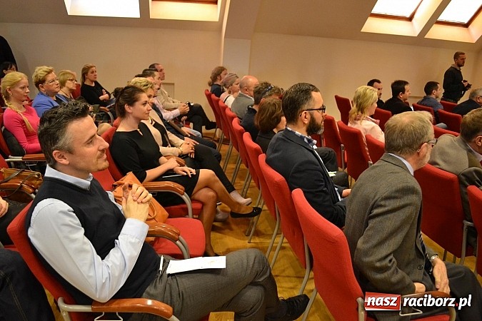 Zdjęcie w galerii na portalu naszraciborz.pl: Możliwości uzyskania dofinansowania z RPO WŚL na lata 2014-2020 – spotkanie informacyjne na zamku wiadomości z regionu