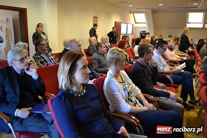 Zdjęcie w galerii na portalu naszraciborz.pl: Możliwości uzyskania dofinansowania z RPO WŚL na lata 2014-2020 – spotkanie informacyjne na zamku wiadomości z regionu