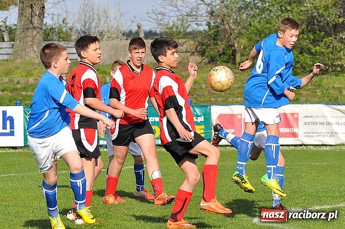 Zdjęcie w galerii na portalu naszraciborz.pl: Młodziki: Trzy punkty zostały w Raciborzu wiadomości z regionu