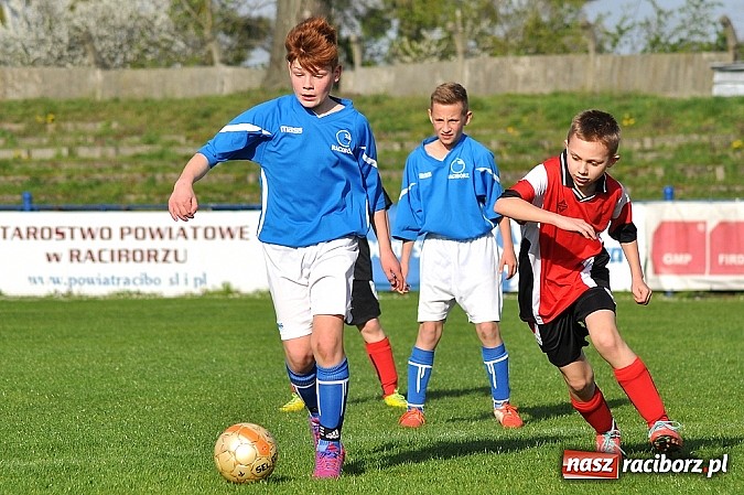 Zdjęcie w galerii na portalu naszraciborz.pl: Młodziki: Trzy punkty zostały w Raciborzu wiadomości z regionu