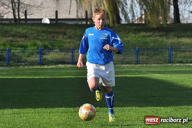 Zdjęcie w galerii na portalu naszraciborz.pl: Młodziki: Trzy punkty zostały w Raciborzu wiadomości z regionu