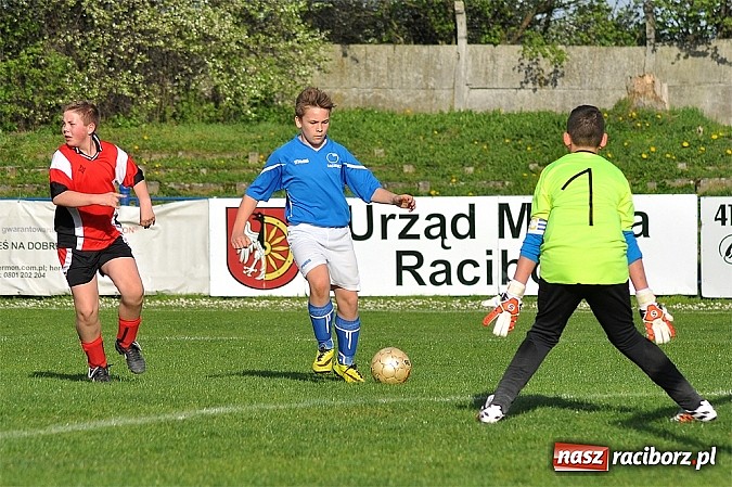 Zdjęcie w galerii na portalu naszraciborz.pl: Młodziki: Trzy punkty zostały w Raciborzu wiadomości z regionu