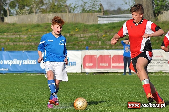 Zdjęcie w galerii na portalu naszraciborz.pl: Młodziki: Trzy punkty zostały w Raciborzu wiadomości z regionu