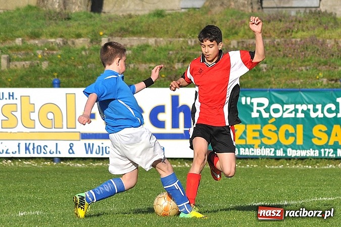 Zdjęcie w galerii na portalu naszraciborz.pl: Młodziki: Trzy punkty zostały w Raciborzu wiadomości z regionu