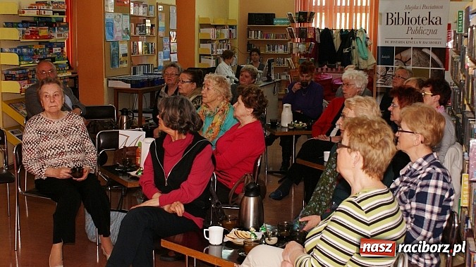 Zdjęcie w galerii na portalu naszraciborz.pl: Spotkanie z seniorami w raciborskiej bibliotece  wiadomości z regionu