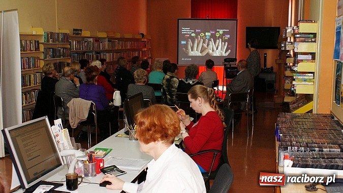 Zdjęcie w galerii na portalu naszraciborz.pl: Spotkanie z seniorami w raciborskiej bibliotece  wiadomości z regionu