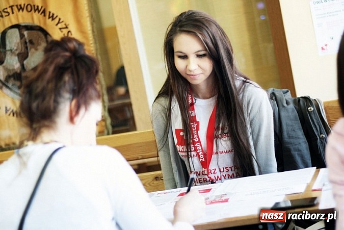 Zdjęcie w galerii na portalu naszraciborz.pl: 22 osoby odpowiedziały na apel studentów i dołączyły do bazy potencjalnych Dawców szpiku kostnego fundacji DKMS Polska! wiadomości z regionu
