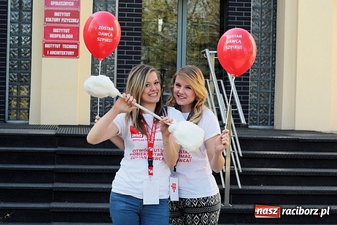 Zdjęcie w galerii na portalu naszraciborz.pl: 22 osoby odpowiedziały na apel studentów i dołączyły do bazy potencjalnych Dawców szpiku kostnego fundacji DKMS Polska! wiadomości z regionu