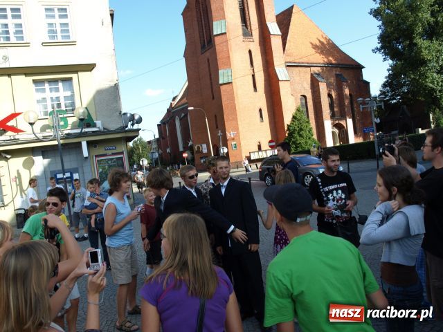 Zdjęcie w galerii na portalu naszraciborz.pl: Na raciborskim RYNKU była dziś GWIAZDA wiadomości z regionu