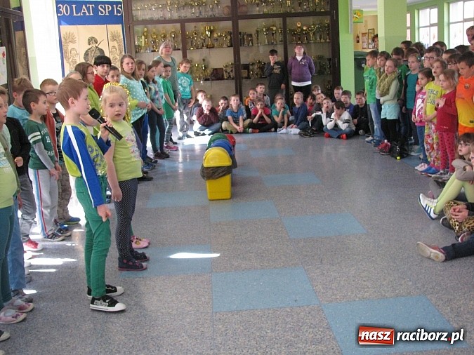 Zdjęcie w galerii na portalu naszraciborz.pl: Dzień Ziemi w Szkole Podstawowej nr 15  wiadomości z regionu