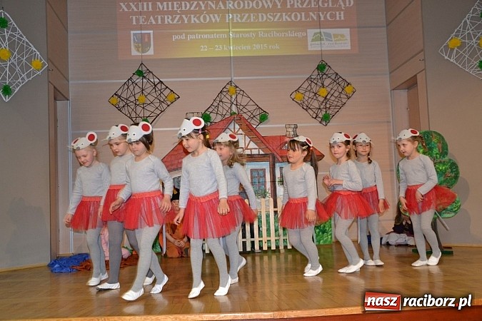Zdjęcie w galerii na portalu naszraciborz.pl: XXIII Międzynarodowy Przegląd Teatrzyków Przedszkolnych w Tworkowie - FOTOREPORTAŻ wiadomości z regionu